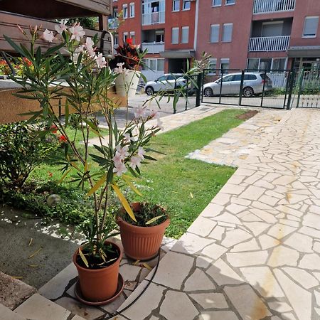 Guesthouse Irac Tuzla Bagian luar foto